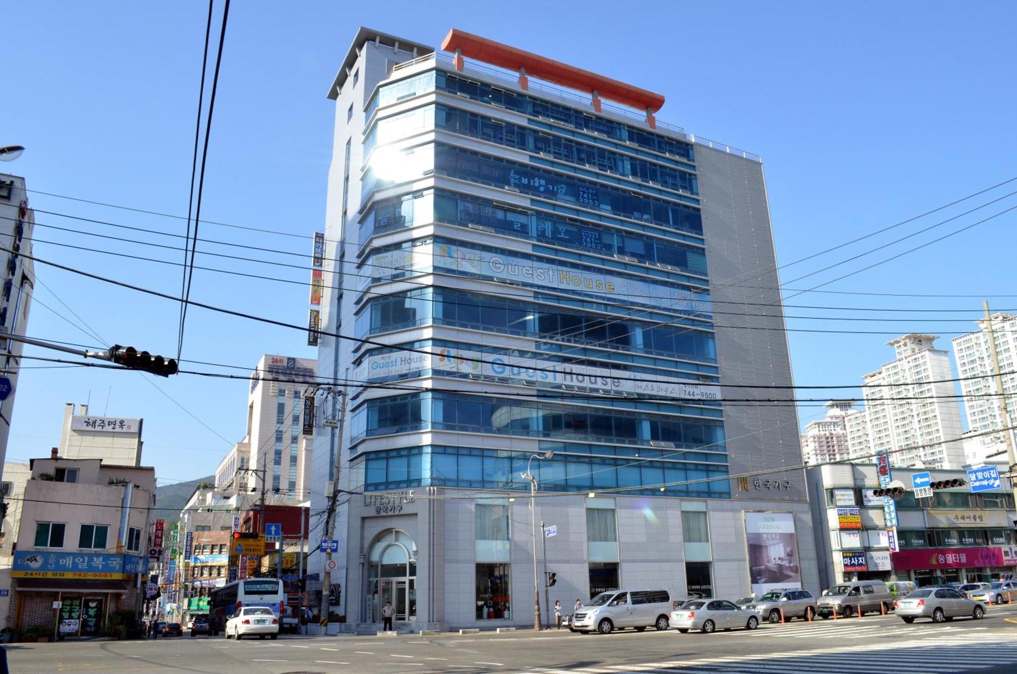 Busan Popcorn Hostel Екстериор снимка