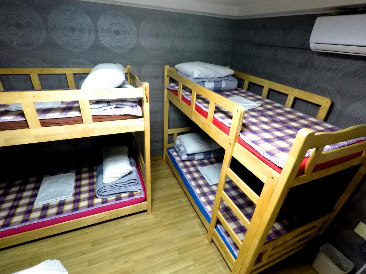 Busan Popcorn Hostel Екстериор снимка